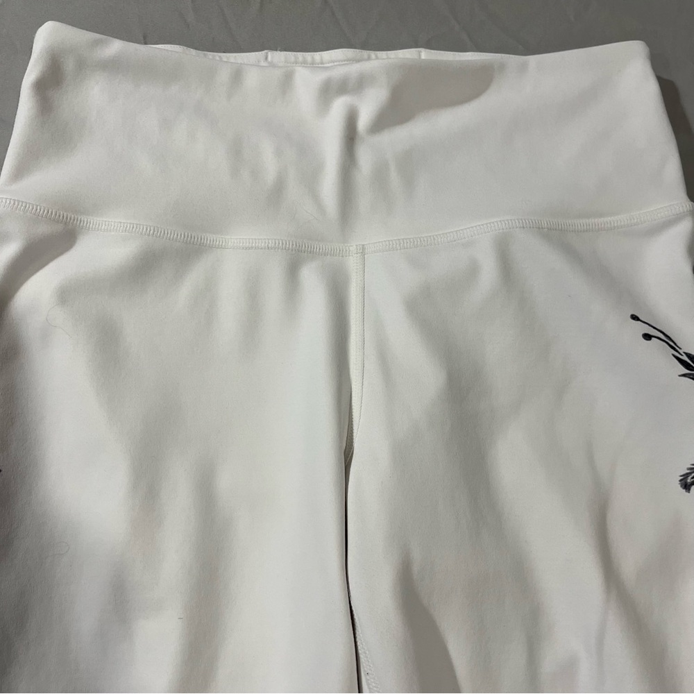 Athleta Elation 7/8 tight leggings - Picture 5 of 16